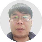 정비소 사장님 사진