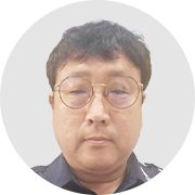 정비소 사장님 사진