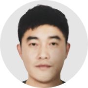 정비소 사장님 사진