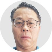 정비소 사장님 사진